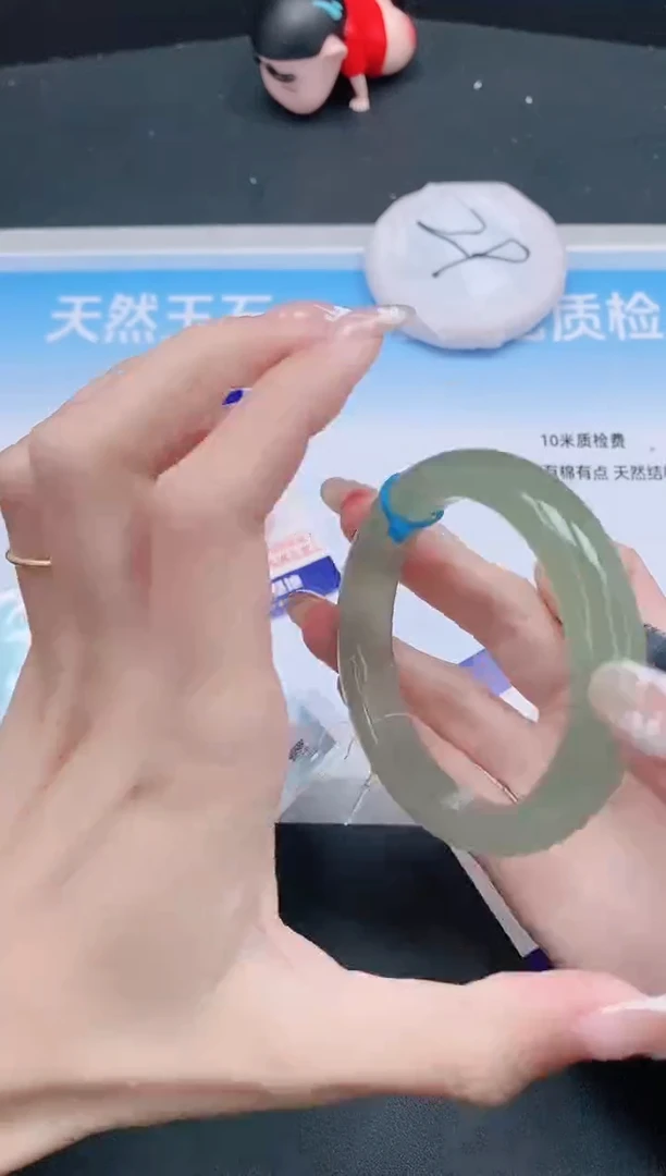 未镶嵌手镯石英质玉22J96-55