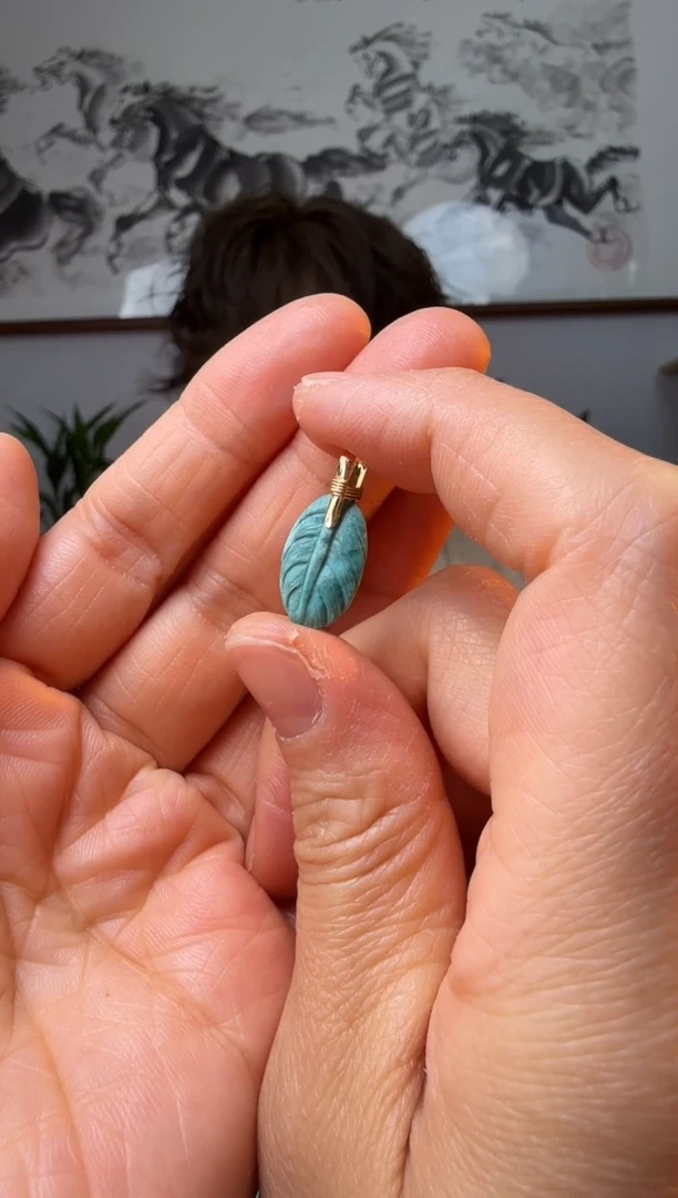 【闪购商品】绿松石吊坠18K金镶嵌时尚百搭A615