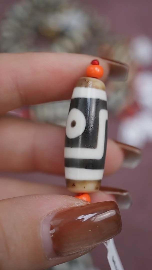 【闪购商品】玛瑙/玉髓颈饰未镶嵌蚀花玛瑙珠定制编绳