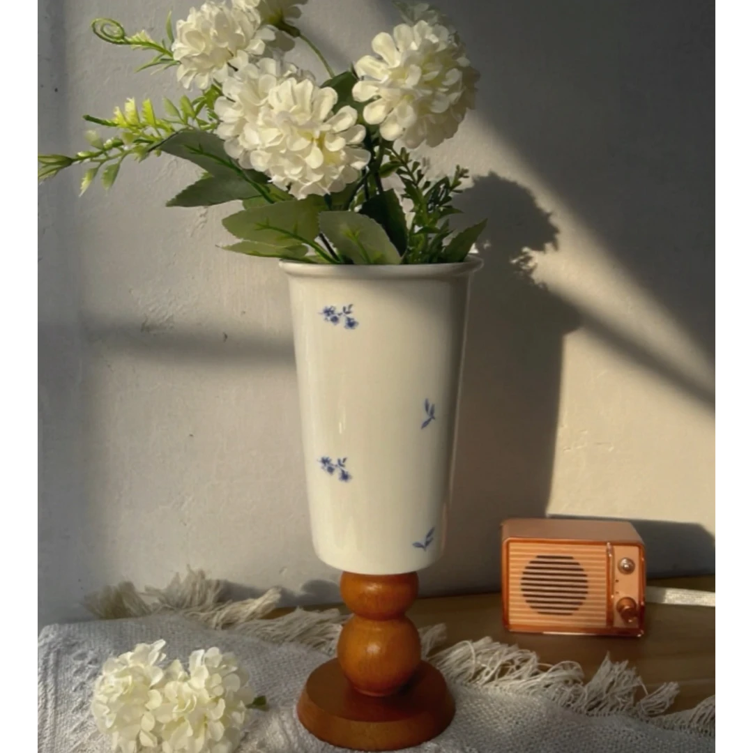 高级感木底高脚花瓶陶瓷摆件北欧客厅餐桌水养鲜花插花小众碎花