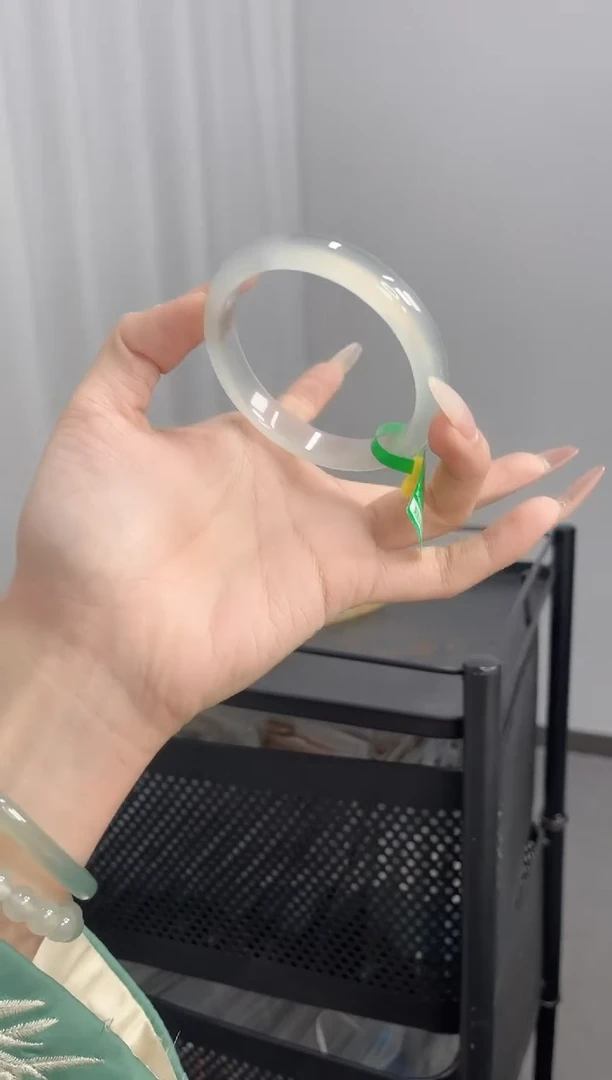 【闪购商品】玛瑙/玉髓手镯未镶嵌56-57圈