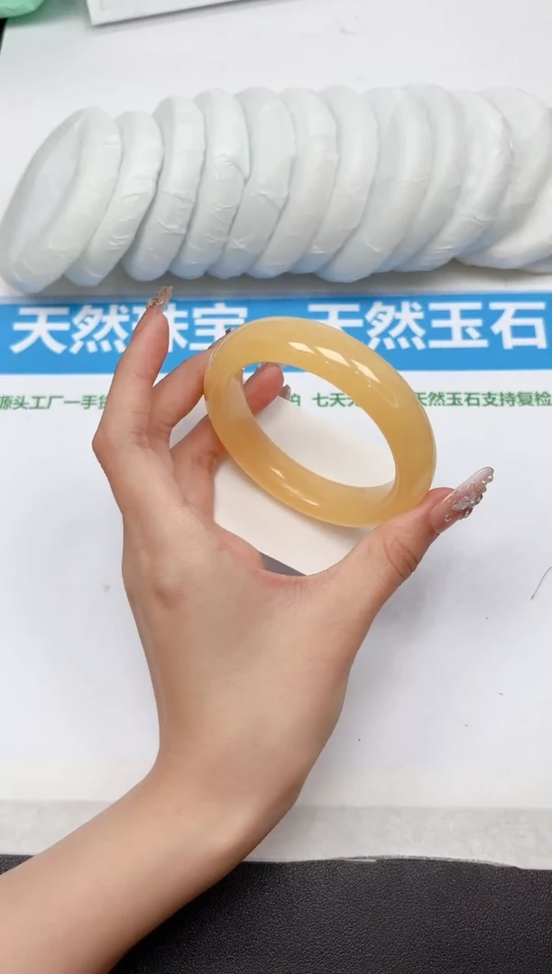 未镶嵌手镯石英质玉344-56.5