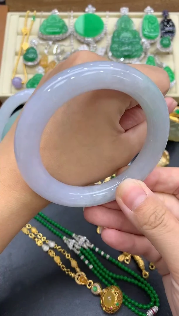 翡翠手镯未镶嵌371-中国好珍宝