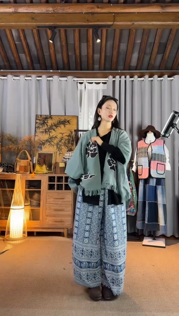 设计师款薄荷绿斗篷