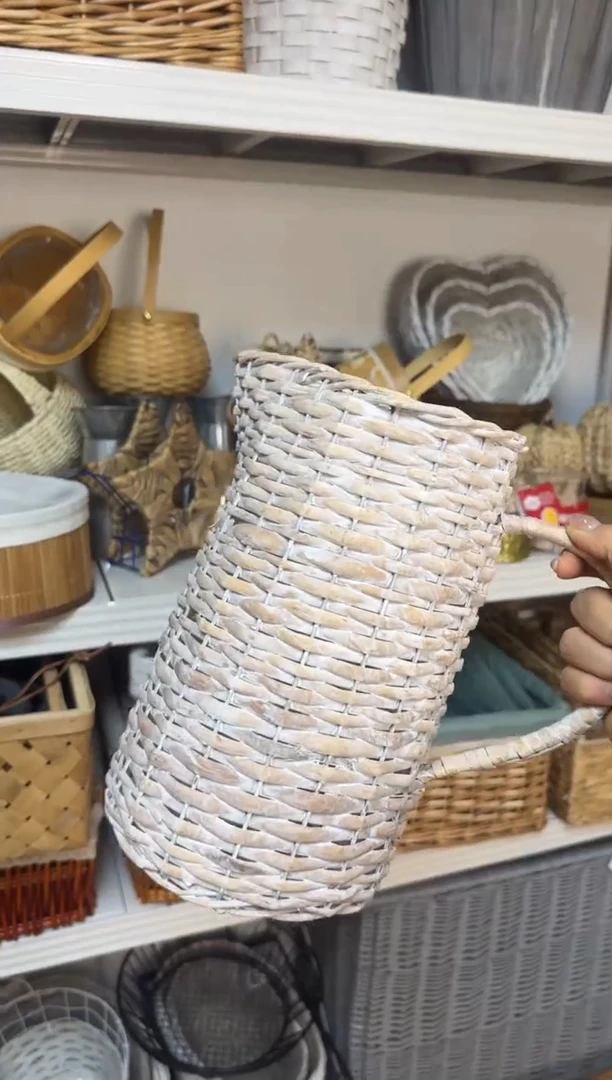 微瑕捡漏水壶形柳编插花桶