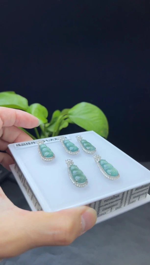【闪购商品】翡翠挂件银S925镶嵌W008-50476多样性发一件