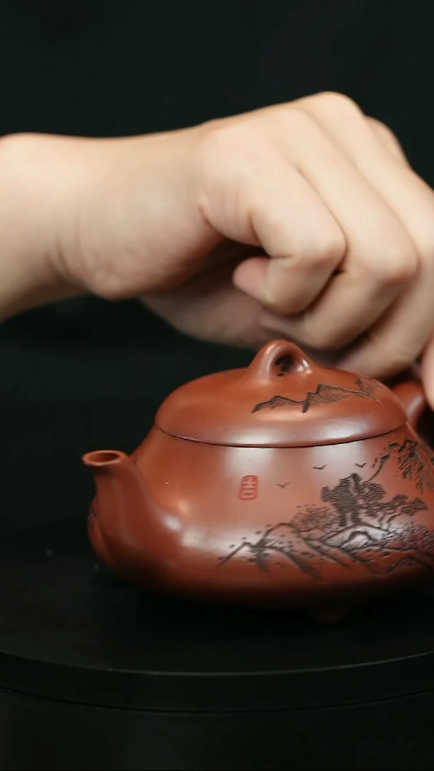 茶壶紫砂生****?H2208李小琴山景汉堂石瓢