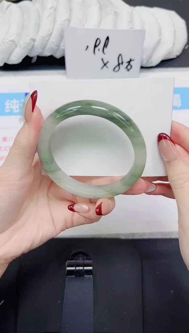 【闪购商品】石英质玉手镯未镶嵌469