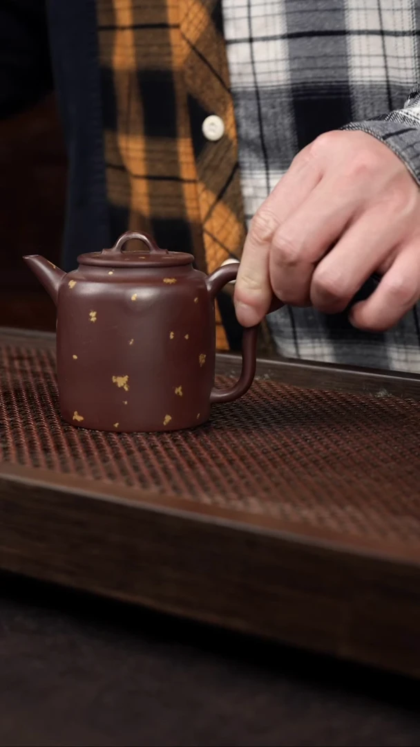 【闪购商品】紫砂茶壶红中泥洒金汲直