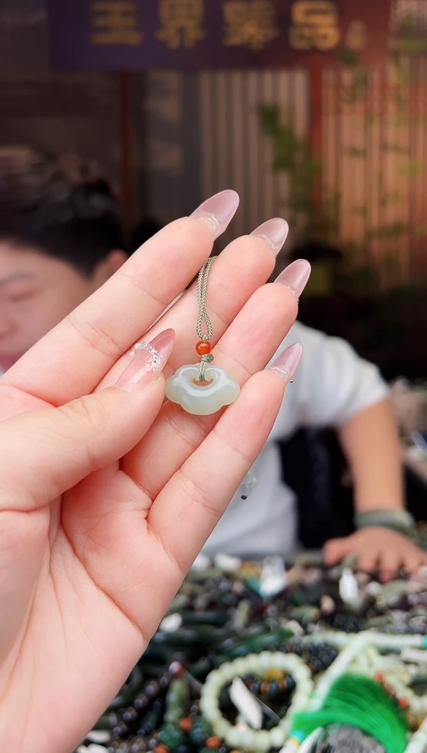 【闪购商品】和田玉颈饰未镶嵌多样性发一