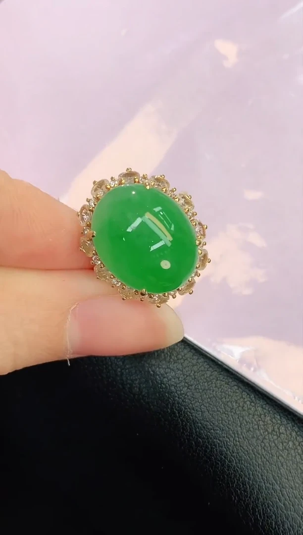18K金镶嵌戒指翡翠家****安赠礼盒证书 珍珍