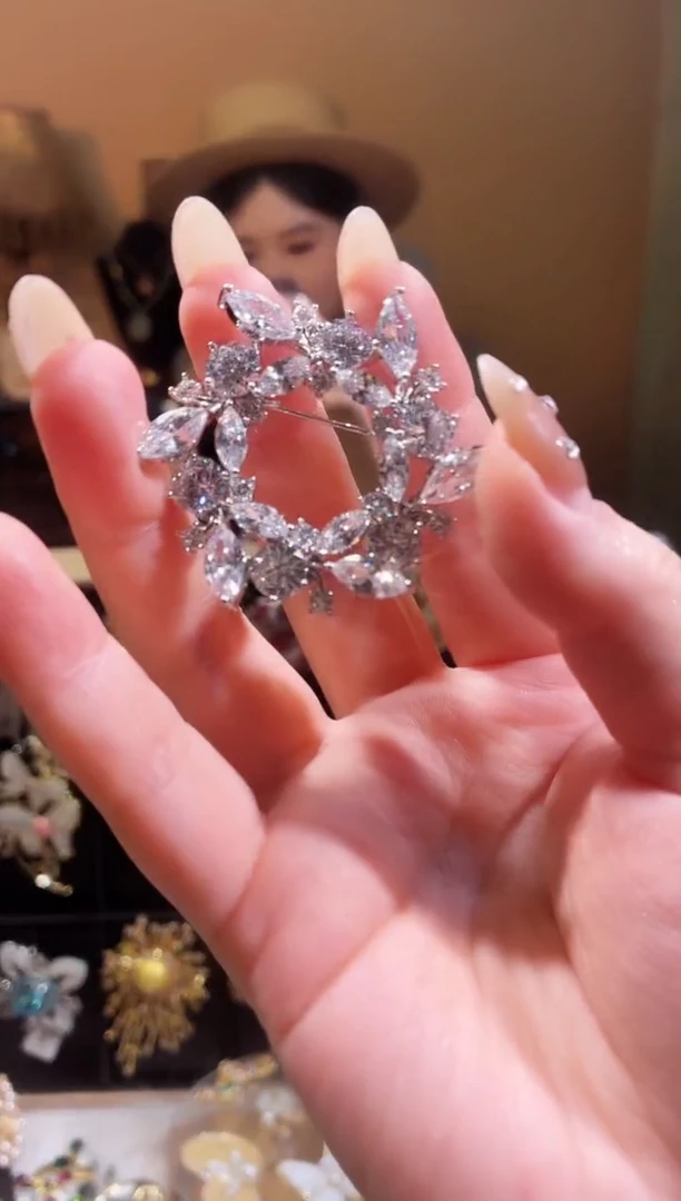 合成立方氧化锆铜合金银色紫荆花环