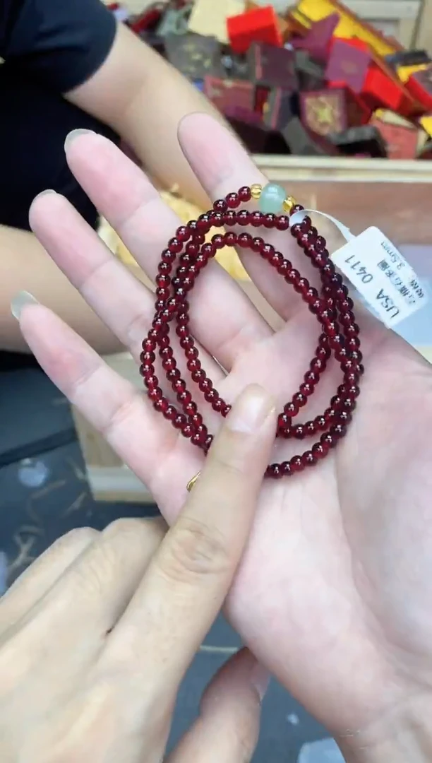 精选闪购手串搭配无礼盒