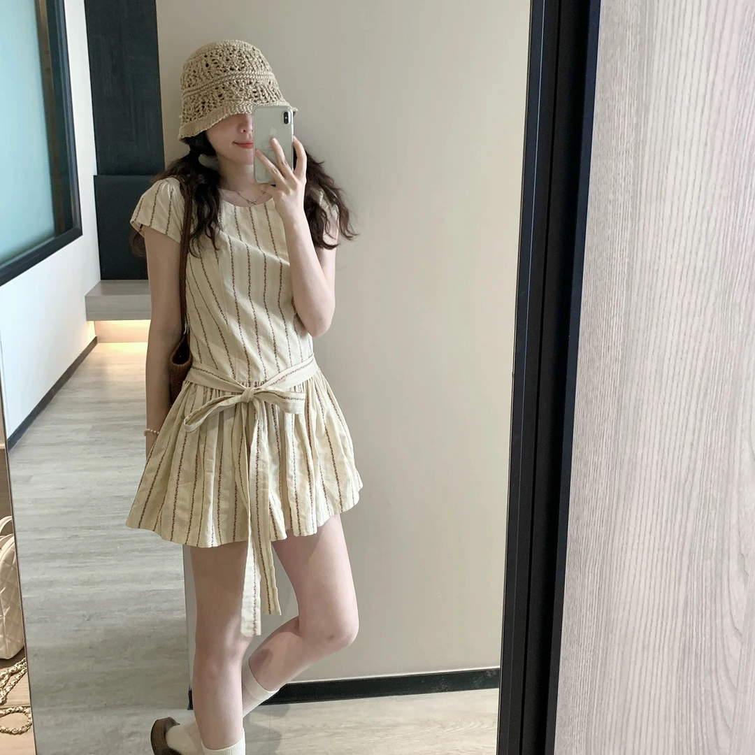 奶芙芝士 蝴蝶结绑带低腰连衣裙女夏设计感圆领短袖短裙4452