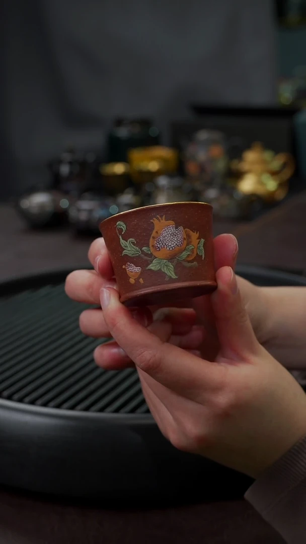 【闪购商品】杯【宜景窑紫砂鎏金】手绘石榴杯