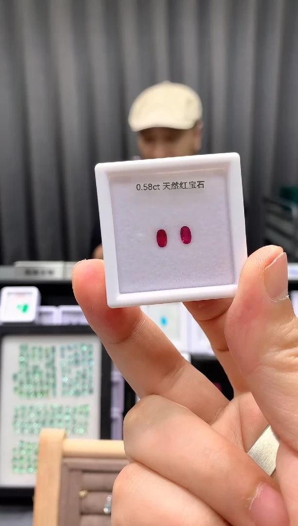 裸石未镶嵌红宝石0.58ct 32