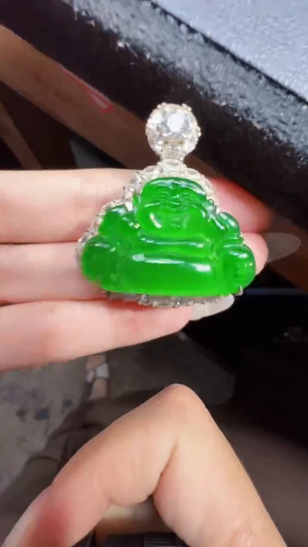 未镶嵌定制翡翠翡翠A货有轻微色差属于正常现象，佛公多样性发货1
