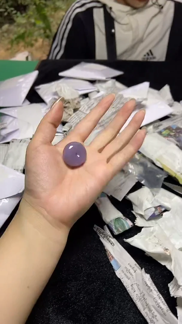 无非金属满色吊坠，所见即所得！