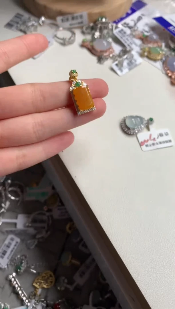 银S925镶嵌戒指翡翠吊坠3