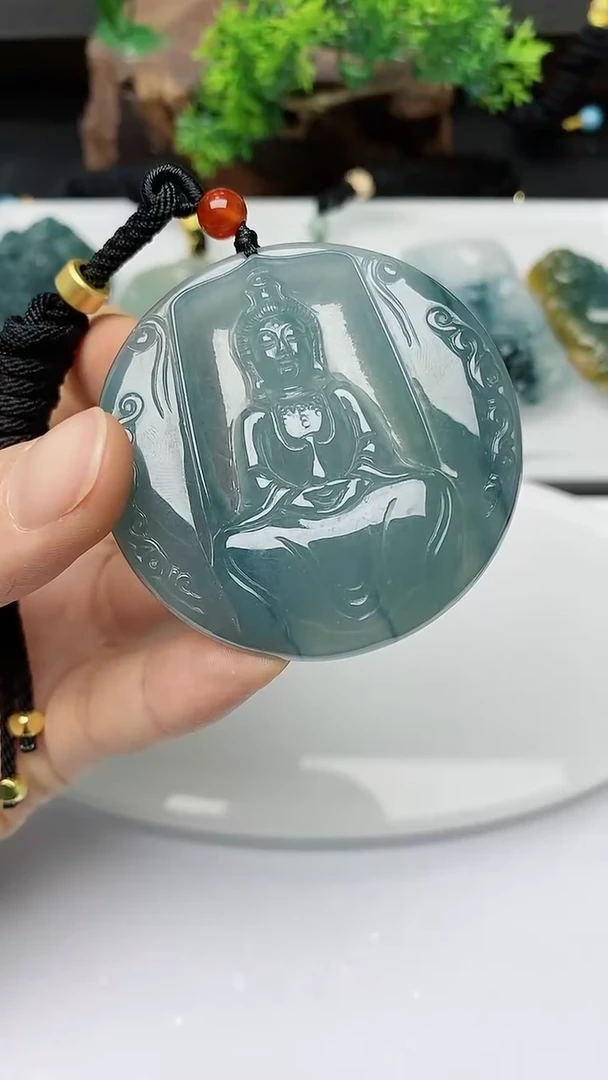 【闪购商品】翡翠颈饰未镶嵌