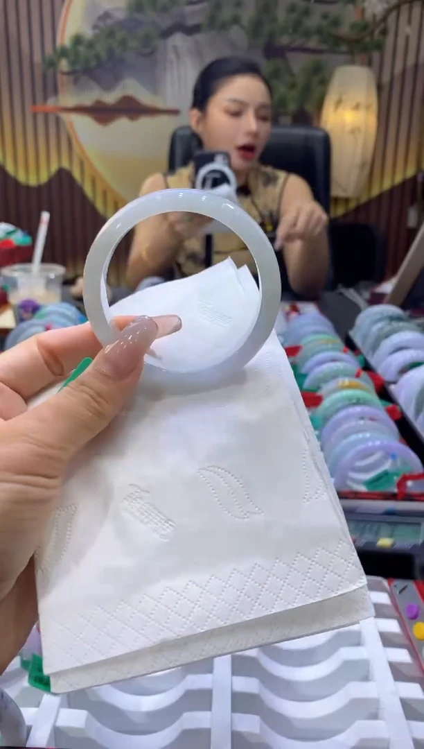 翡翠手镯未镶嵌00006216