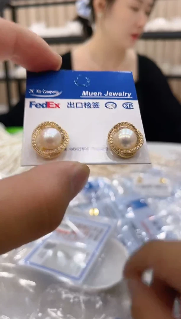 淡水珍珠银S925镶嵌颈饰耳钉