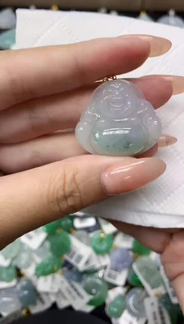 颈饰18K金镶嵌翡翠11111111111