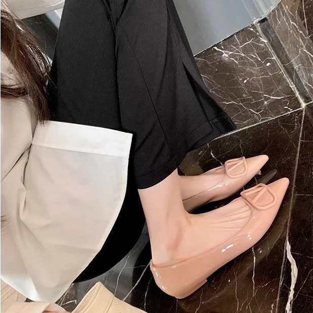 怡怡家裸色内增高漆皮尖头单鞋显瘦小个子浅口时尚休闲百搭气质