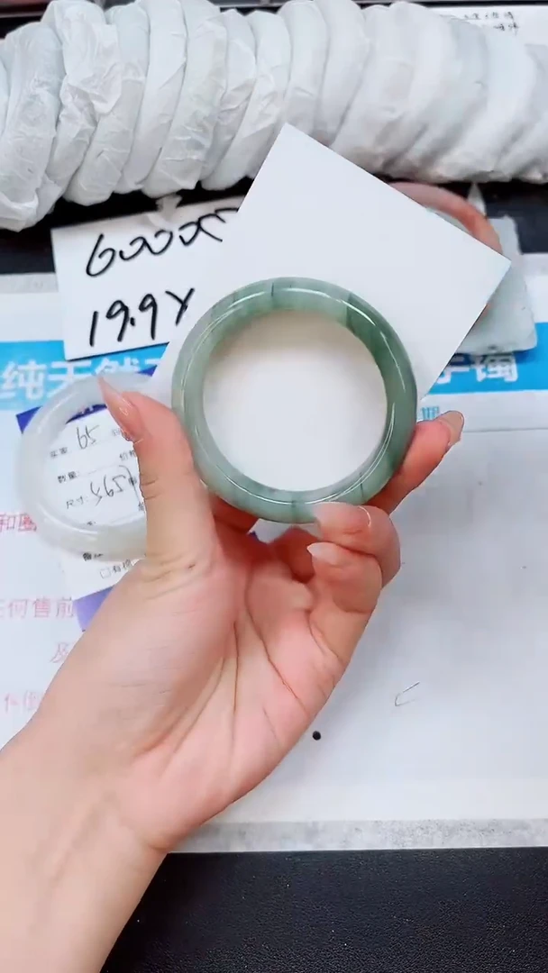 【闪购商品】石英质玉手镯未镶嵌A66-51/52/53