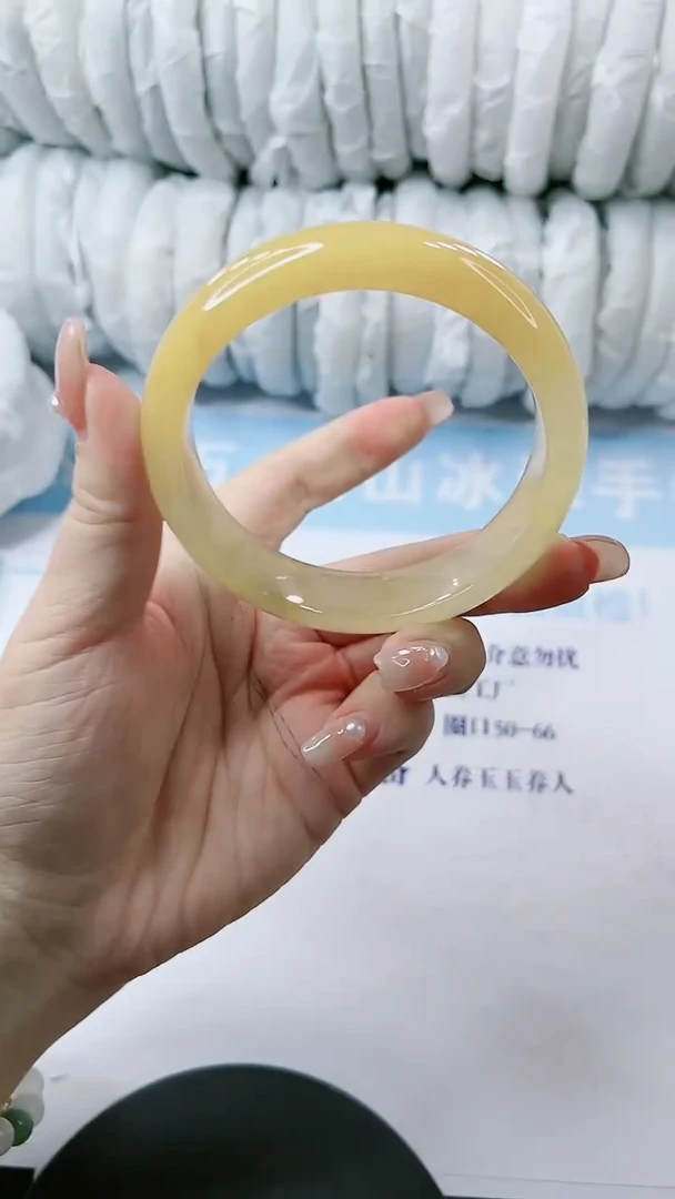 【闪购商品】石英质玉手镯未镶嵌多样性发货62L84