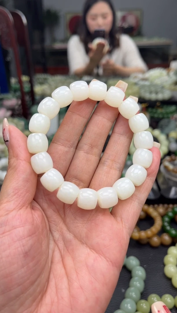 【闪购商品】和田玉手串未镶嵌新疆且末白玉卡12