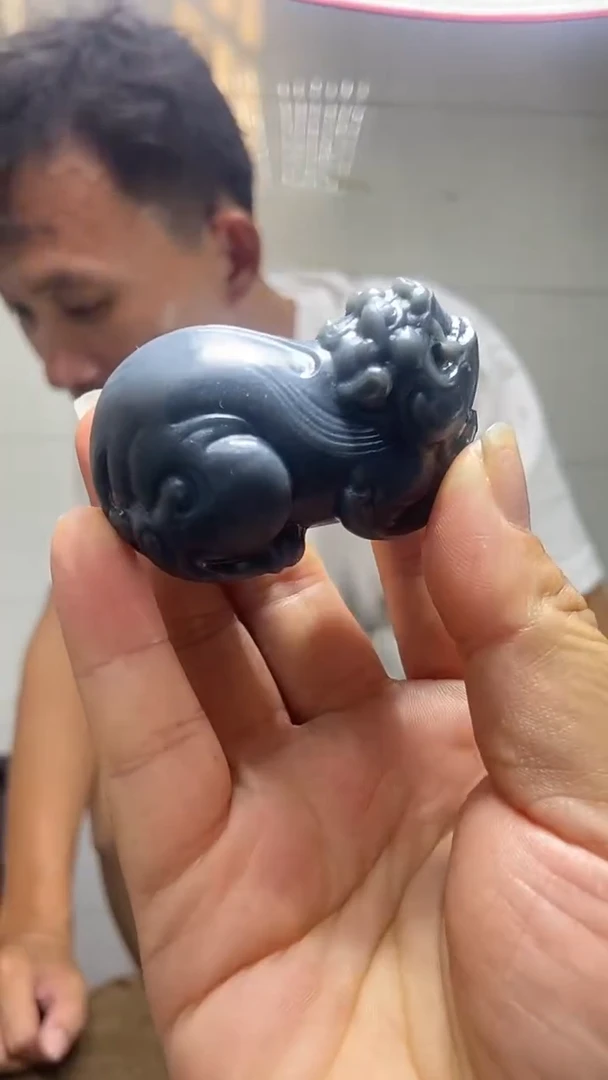 和田玉未镶嵌把件1