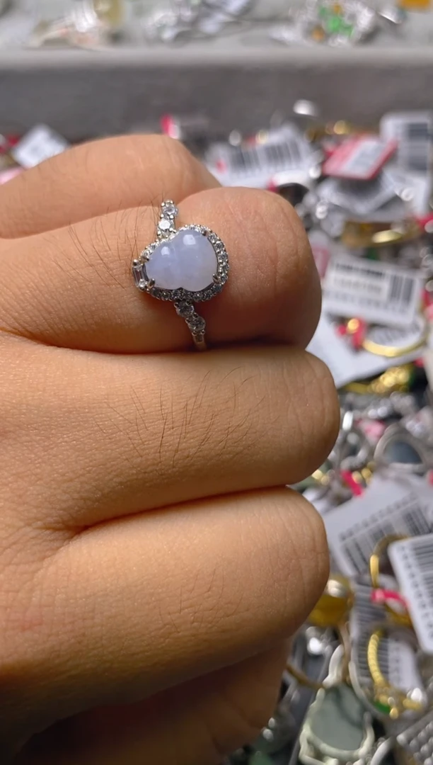 银S925镶嵌戒指翡翠百内无证书