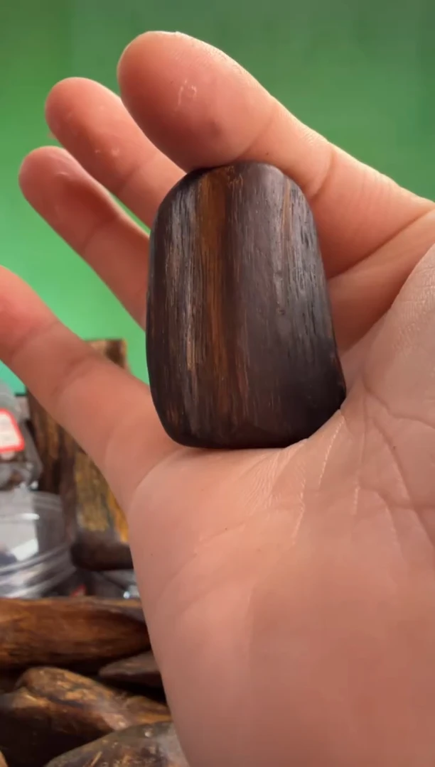 沉香手把件多样性发一