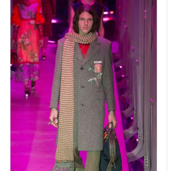 妃鱼/古驰/羊毛/大衣/95新/凡1021