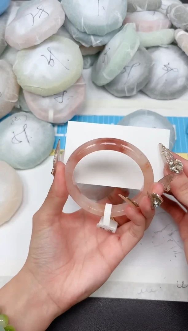 石英质玉手镯未镶嵌114-57.0