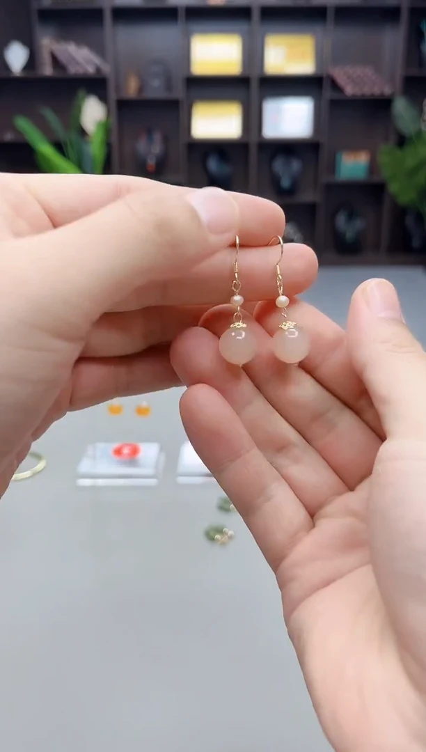 银S925镶嵌耳饰玛瑙/玉髓218000