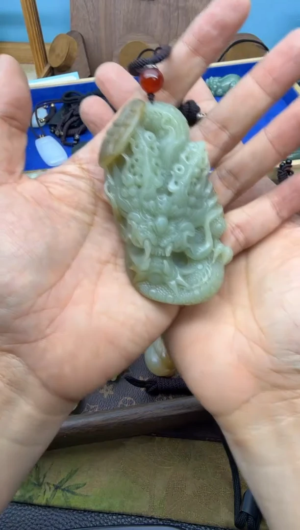 颈饰未镶嵌和田玉开****?128