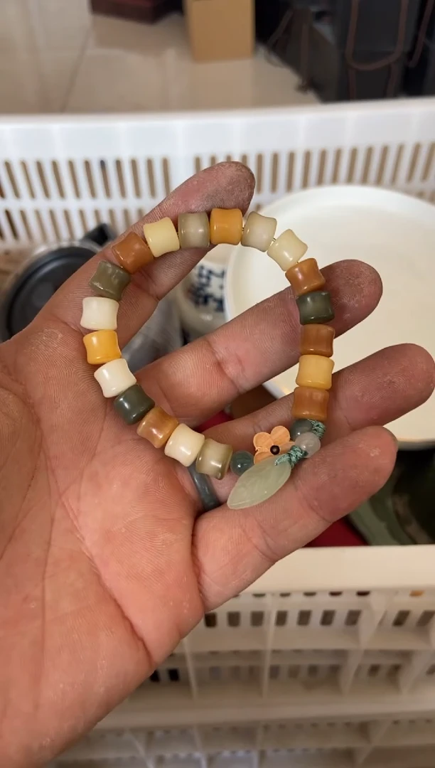 无运费险有瑕疵的摄影的产品有使用过的痕迹有点脏介意勿拍