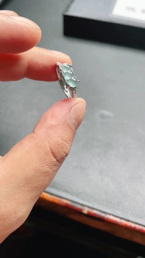 未镶嵌戒指翡翠首饰