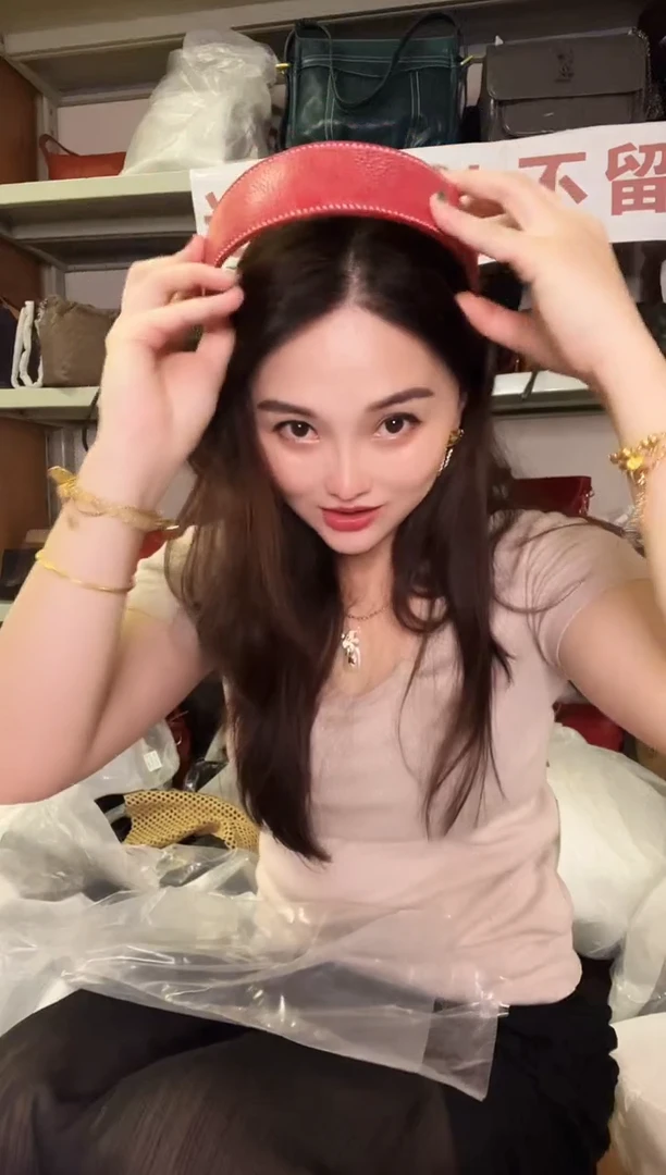 小牛皮（革） 高端订制时尚百搭女士手提