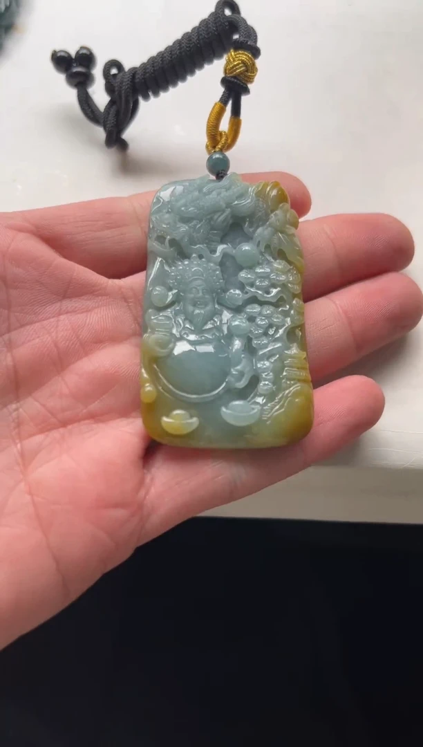 颈饰未镶嵌翡翠欧*财神