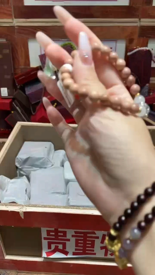 精品手串闪购链接（多样性发其一）￥