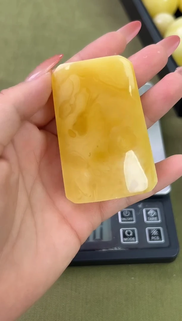 裸石琥珀未镶嵌琥珀蜜蜡吊坠