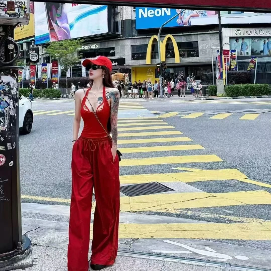 网红洋气炸街女装美式叠穿套装红色挂脖吊带背心工装裤三件套夏季