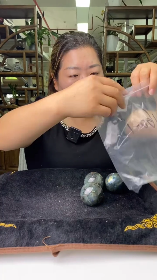 球未镶嵌拉长石拉长石球D619多样性发其一