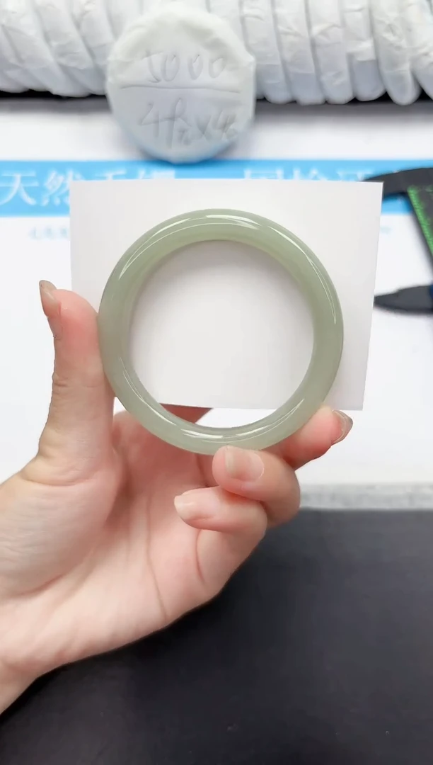 未镶嵌手镯石英质玉37-56.2DY