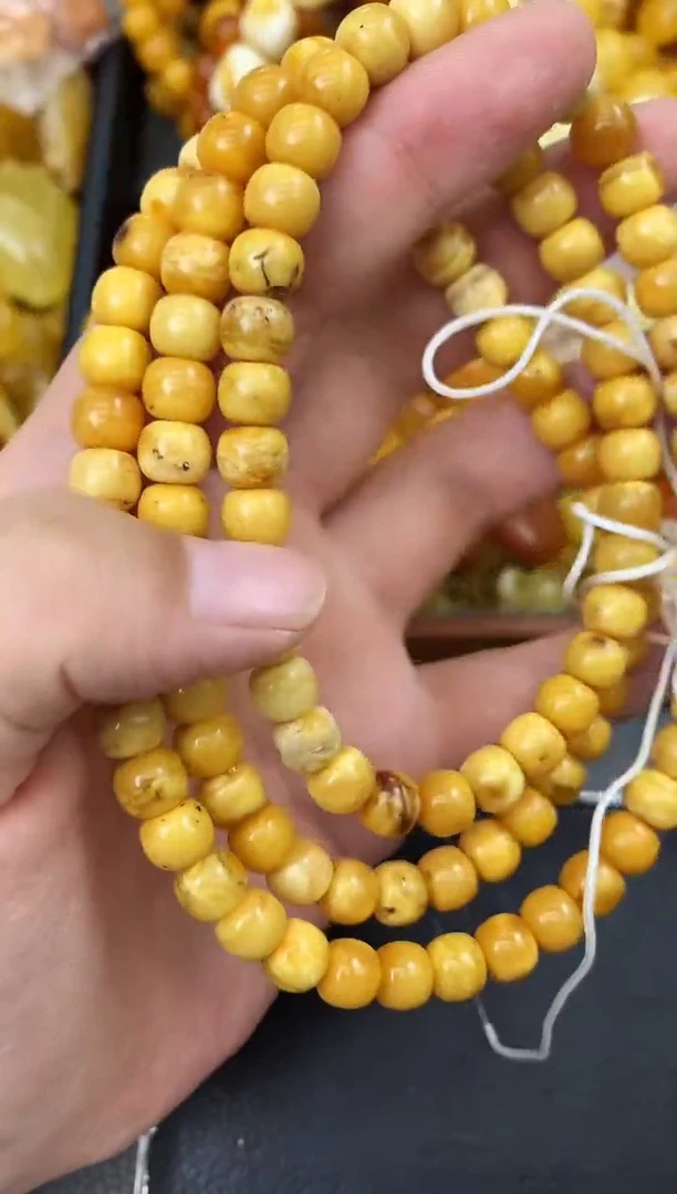 未镶嵌琥珀珠宝奇石64