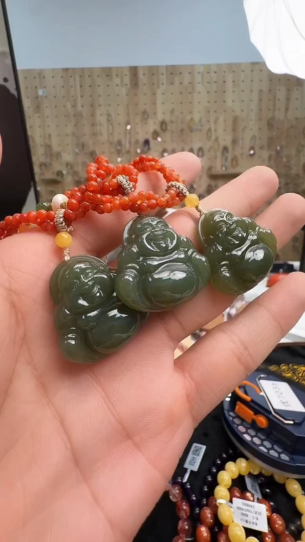 吊坠(赠链)未镶嵌和田玉村0340 多样性发一件