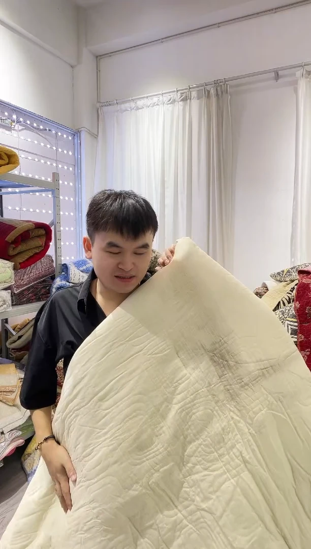 棉190*210纯棉被子39号微瑕